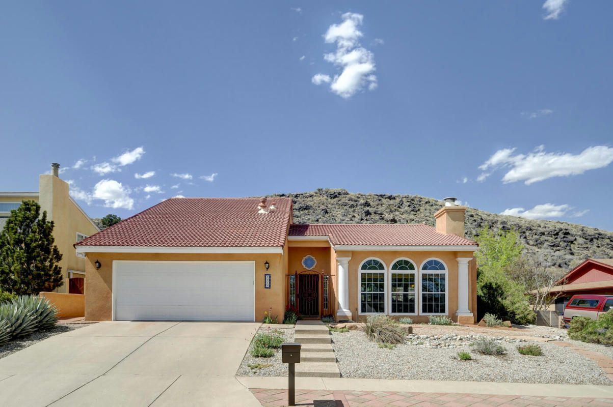 5913 PAINTED PONY DR NW, ALBUQUERQUE, NM 87120, photo 1 of 39