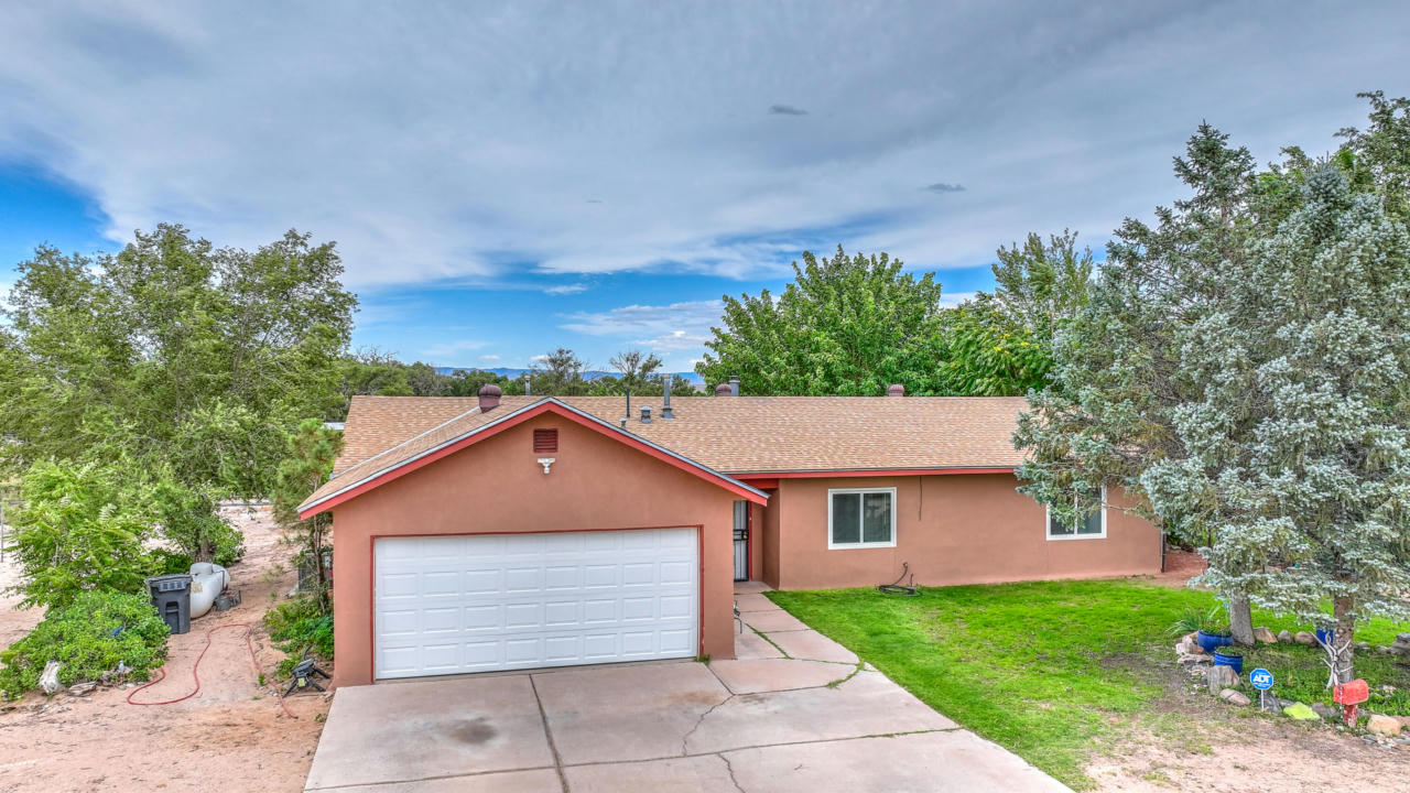 2919 LOS PADILLAS RD SW, Albuquerque, NM 87121 Single Family Residence