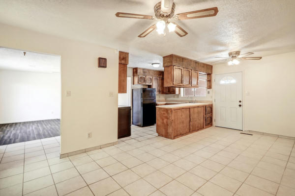 403 62ND ST NW, ALBUQUERQUE, NM 87105, photo 5 of 24