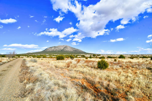 15 ENTRANOSA CT, EDGEWOOD, NM 87015 - Image 1