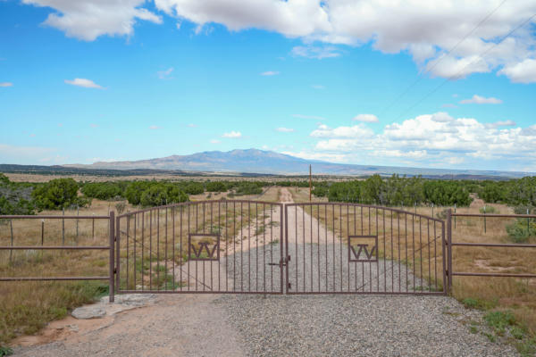 22 WAID RANCH ROAD, MOUNTAINAIR, NM 87036, photo 3 of 83