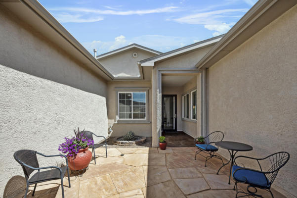 4140 RED RIVER RD SW, LOS LUNAS, NM 87031, photo 4 of 59