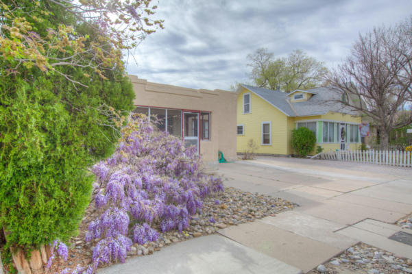 1030 FORRESTER ST NW, ALBUQUERQUE, NM 87102, photo 3 of 35