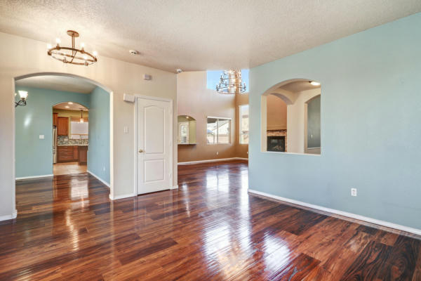 8027 SAND SPRINGS RD NW, ALBUQUERQUE, NM 87114, photo 2 of 23