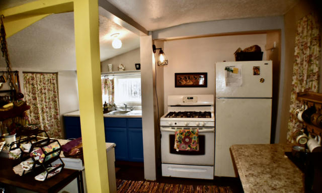 105 S ROOSEVELT AVE, MOUNTAINAIR, NM 87036, photo 4 of 19