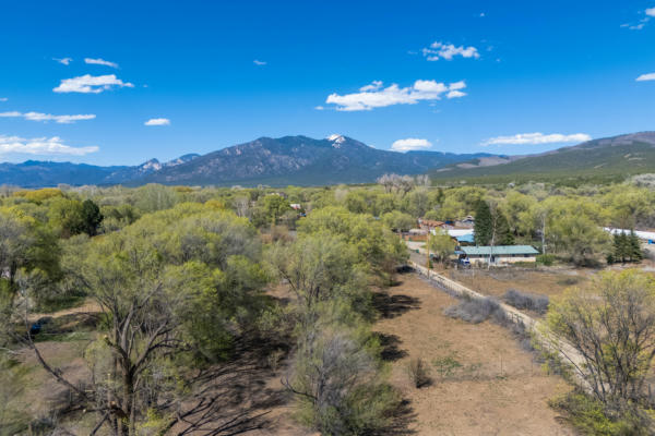 426 GOMEZ RANCH RD, TAOS, NM 87571, photo 2 of 9