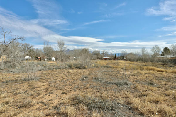 545 OLD CHURCH RD, CORRALES, NM 87048, photo 4 of 10