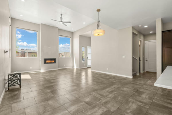 7920 TEABERRY RD NW, ALBUQUERQUE, NM 87120, photo 5 of 32