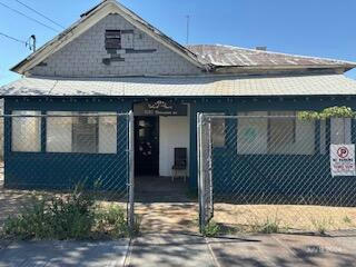 1010 BELLAMAH AVE NW, ALBUQUERQUE, NM 87104, photo 1 of 11